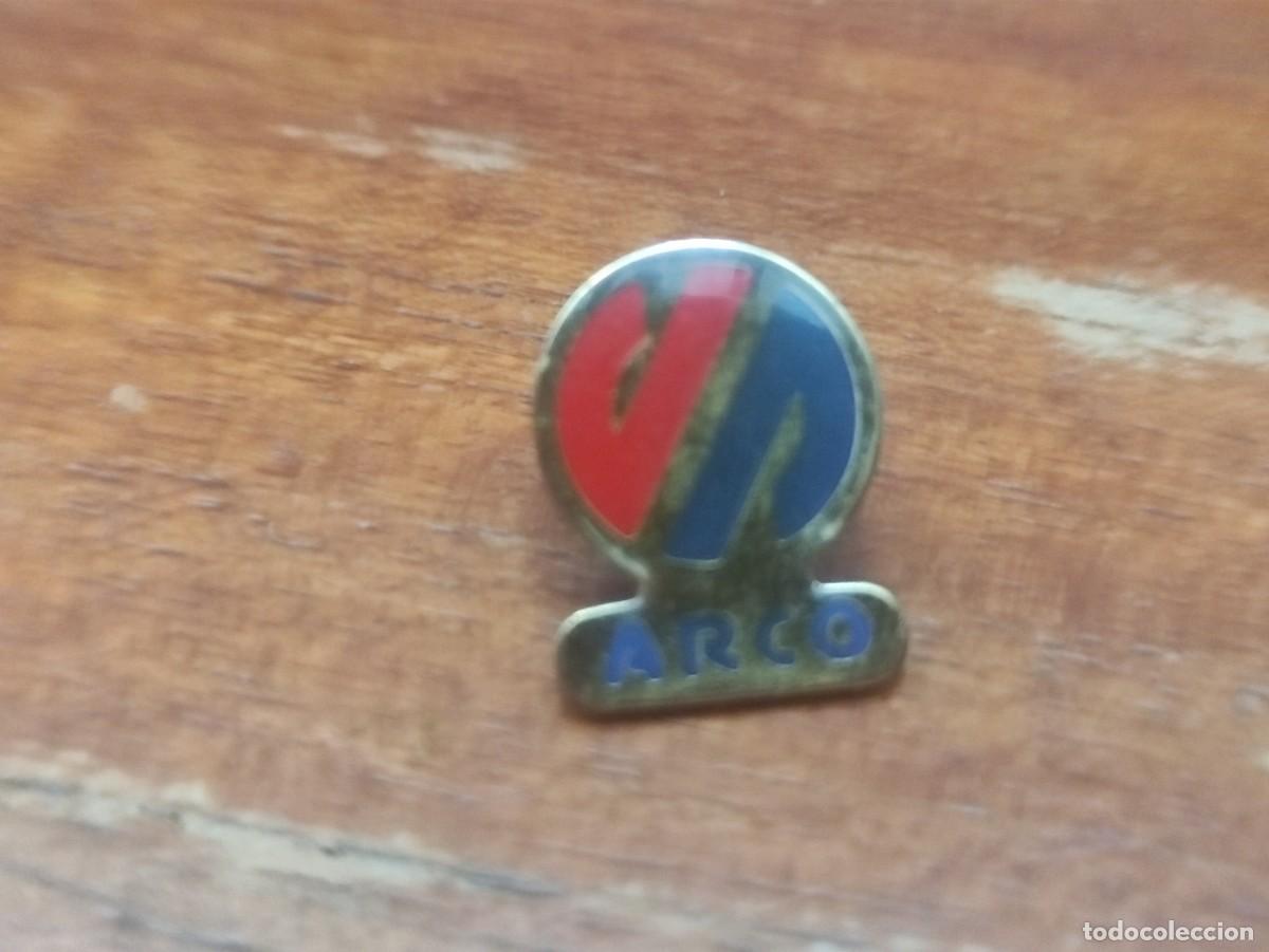 Pins de colecci&oacute;n: Pin Arco. Feria de arte contempor&aacute;neo