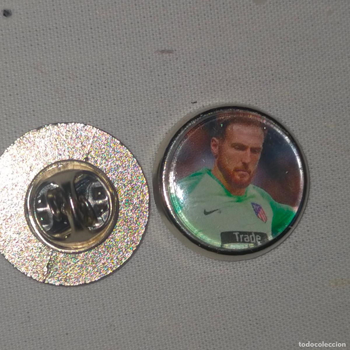 Collection pins: pin redondo metal - f&uacute;tbol equipo club Atl&eacute;tico de Madrid JUGADOR