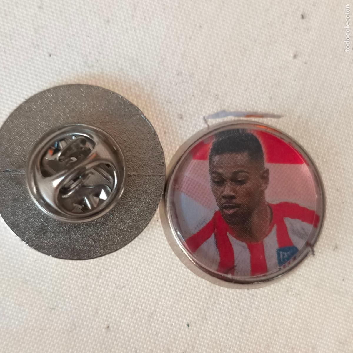 Collection pins: pin redondo metal - f&uacute;tbol equipo club Atl&eacute;tico de Madrid JUGADOR