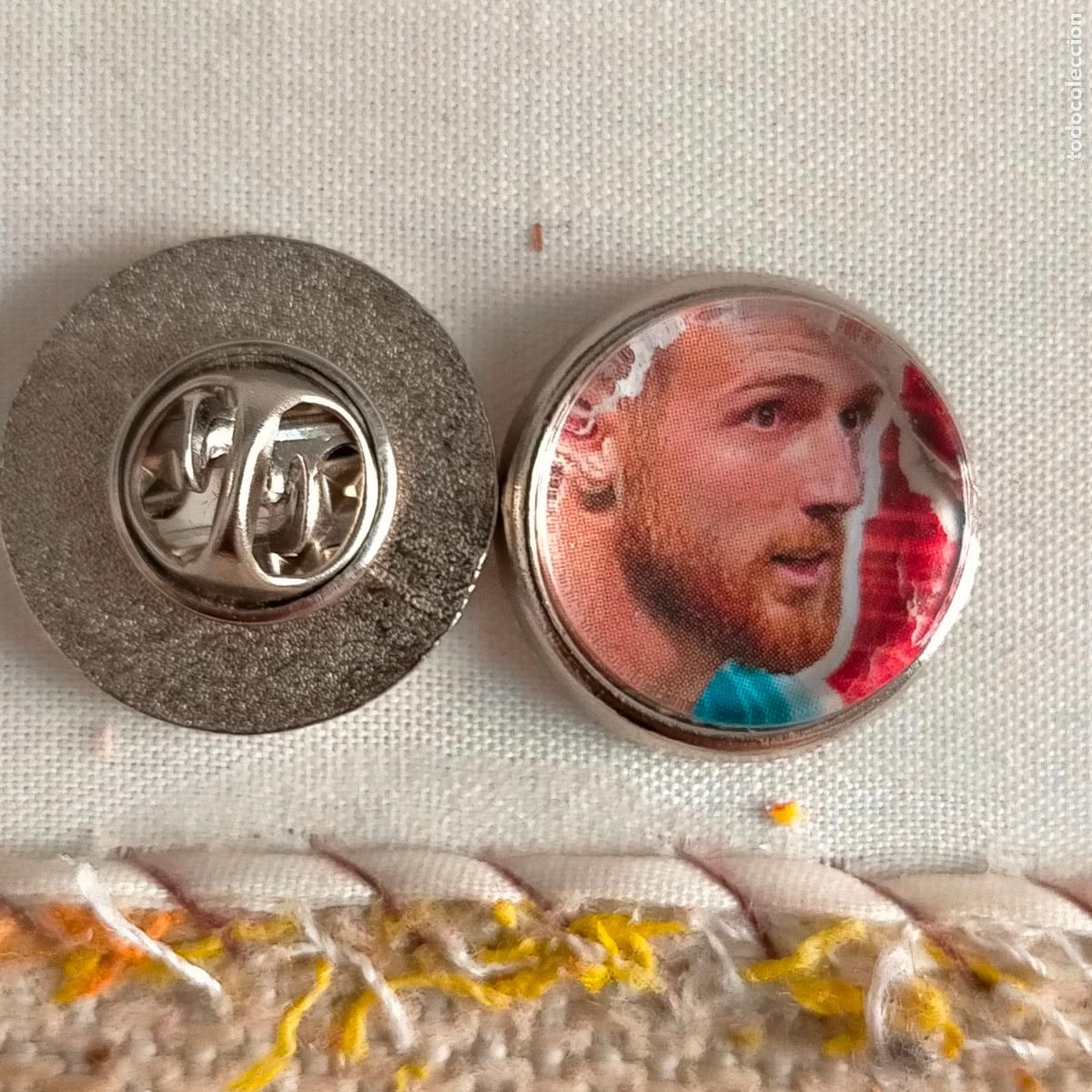 Pin's de collection: pin redondo metal - f&uacute;tbol equipo club Atl&eacute;tico de Madrid JUGADOR