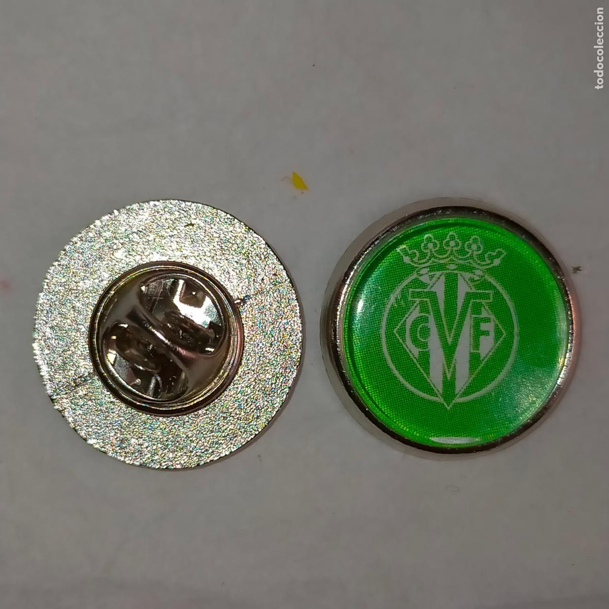 Pin's de collection: pin redondo metal - f&uacute;tbol equipo escudo insignia emblema liga espa&ntilde;ola