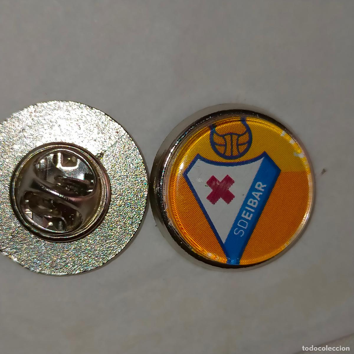 Sammlung von Pins: pin redondo metal - f&uacute;tbol equipo escudo insignia emblema liga espa&ntilde;ola