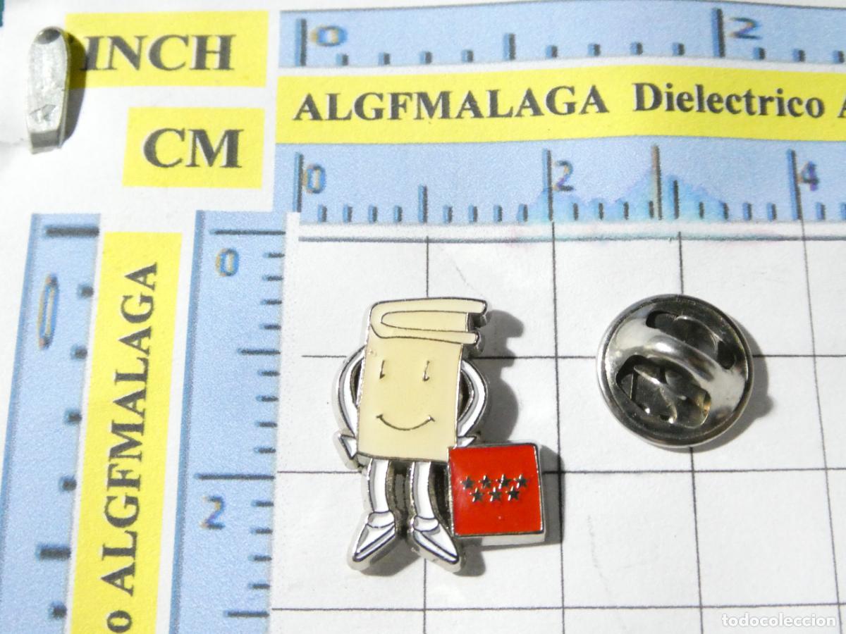 Collection pins: PIN BIBLIOTECAS LIBRER&Iacute;AS COMUNIDAD DE MADRID