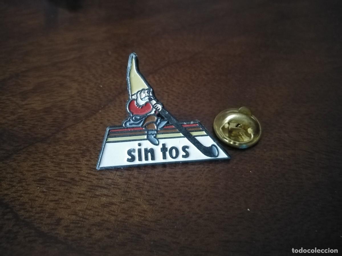 Pins de colecci&oacute;n: Pin Gnomo y f&aacute;rmaco. - Foto 1