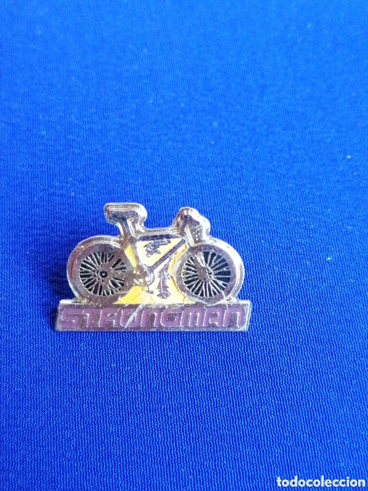 Pins de colecci&oacute;n: STRAONGMAN BICICLETA PIN - Foto 1
