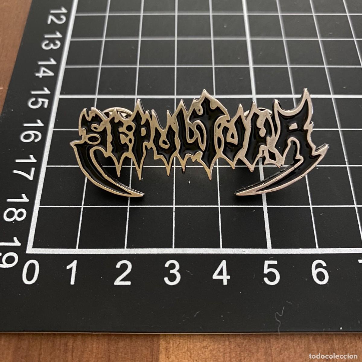Collection pins: PIN SEPULTURA TAMA&Ntilde;O GRANDE, DOBLE CIERRE, NUEVO Y SIN USO