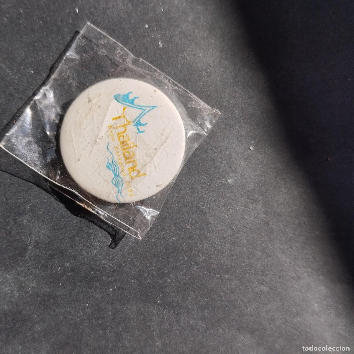 Sammlung von Pins: CHAPA IMPERDIBLE - LA DE LA FOTO VER TODAS MIS POSTALES