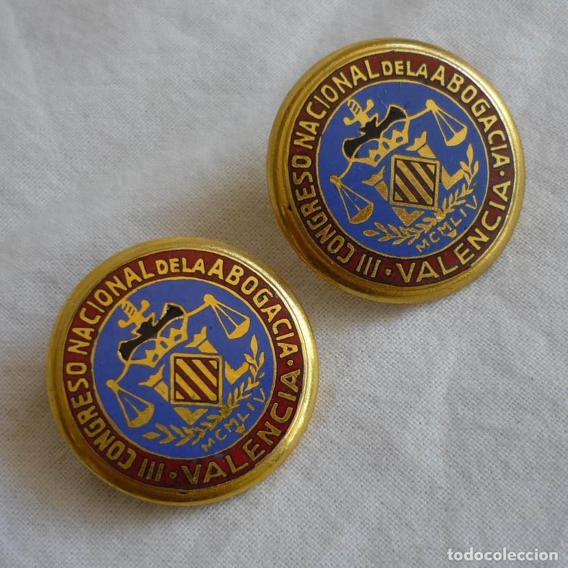 Pins de colecci&oacute;n: 2 insignias III Congreso Nacional de la Abogac&iacute;a Valencia