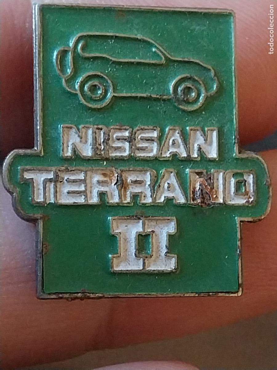 Pins de colecci&oacute;n: NISSAN TERRANO II PIN PINCHO 2,5CM PINTURA LACADA