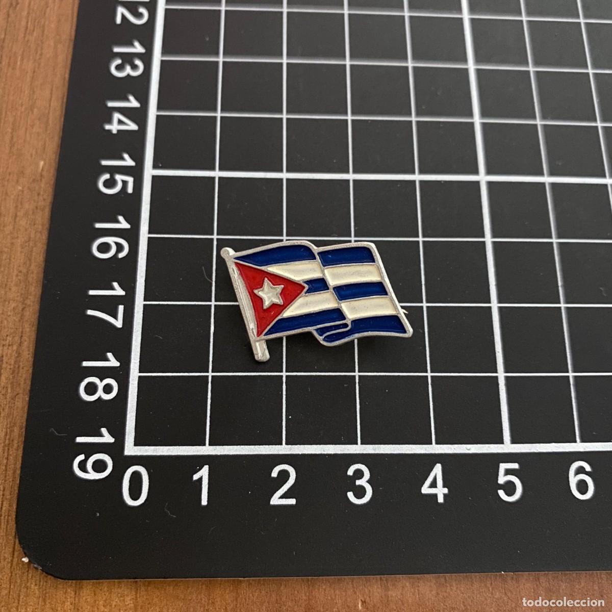 Pins de colecci&oacute;n: ANTIGUO PIN BANDERA PAISES CUBA, BUEN ESTADO, ES CON ALFILER, VER FOTOGRAF&Iacute;AS