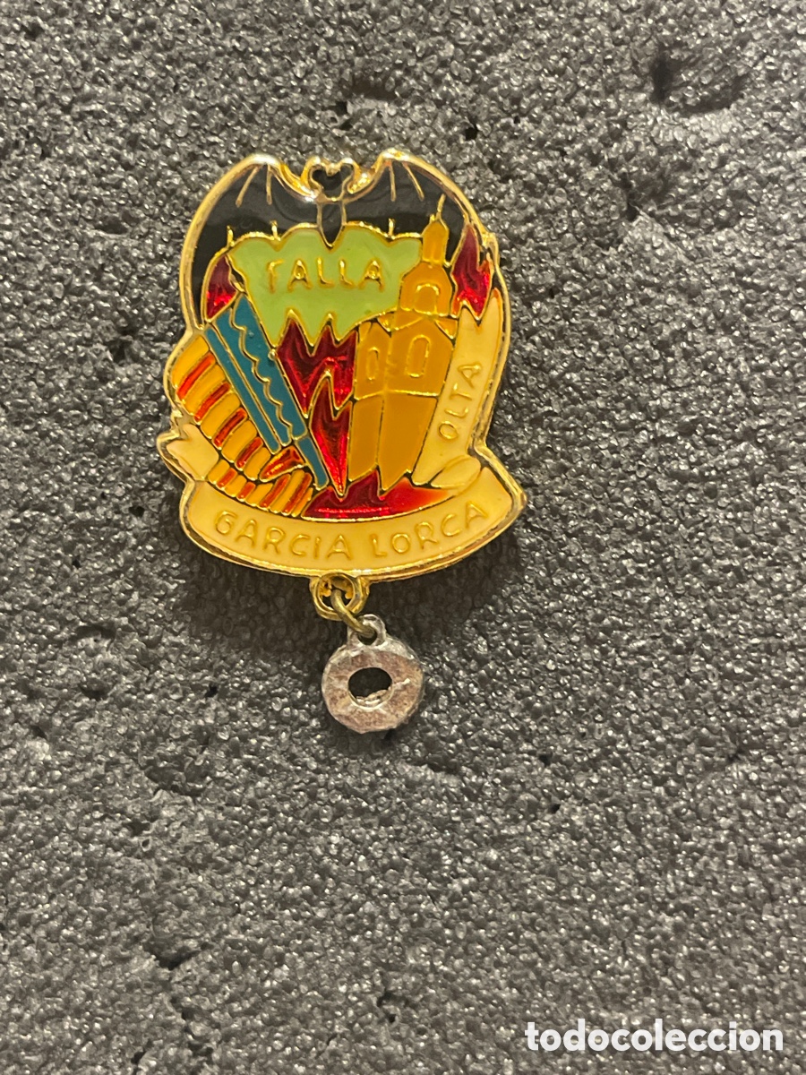 Pins de colecci&oacute;n: Insignia Falla 324 AV. POETA FEDERICO GARC&Iacute;A LORCA-OLTA