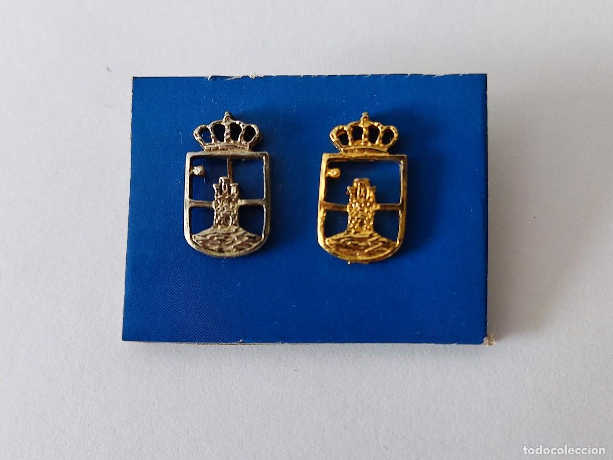 Pins de colecci&oacute;n: LOTE 2 PINS ESCUDO HERALDICO DE ROQUETAS MAR (ALMERIA)-TONO DORADO Y TONO PLATEADO