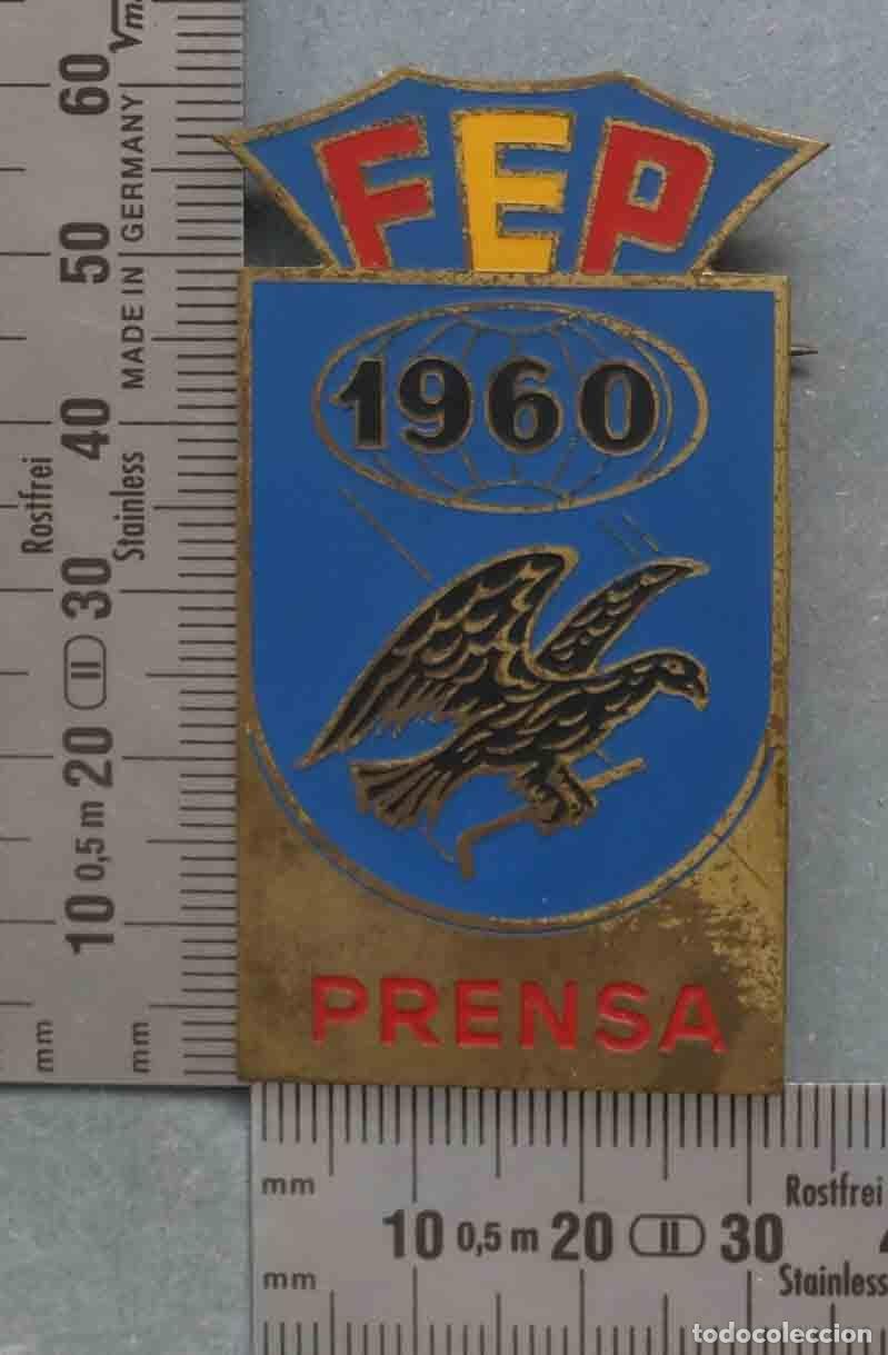 Pins de colecci&oacute;n: PIN. INSIGNIA. ACREDITACION PRENSA. 1960. FEDERACION ESPA&Ntilde;OLA PATINAJE