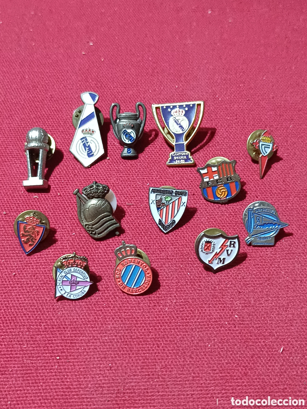 Pins de cole&ccedil;&atilde;o: Lote pin pins equipos de f&uacute;tbol espa&ntilde;oles Real Madrid Barcelona Bilbao Real Sociedad y mas