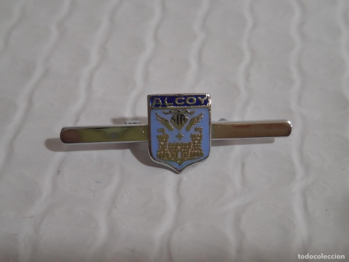 Pins de colecci&oacute;n: Insignia / pin Alcoy. - Foto 1