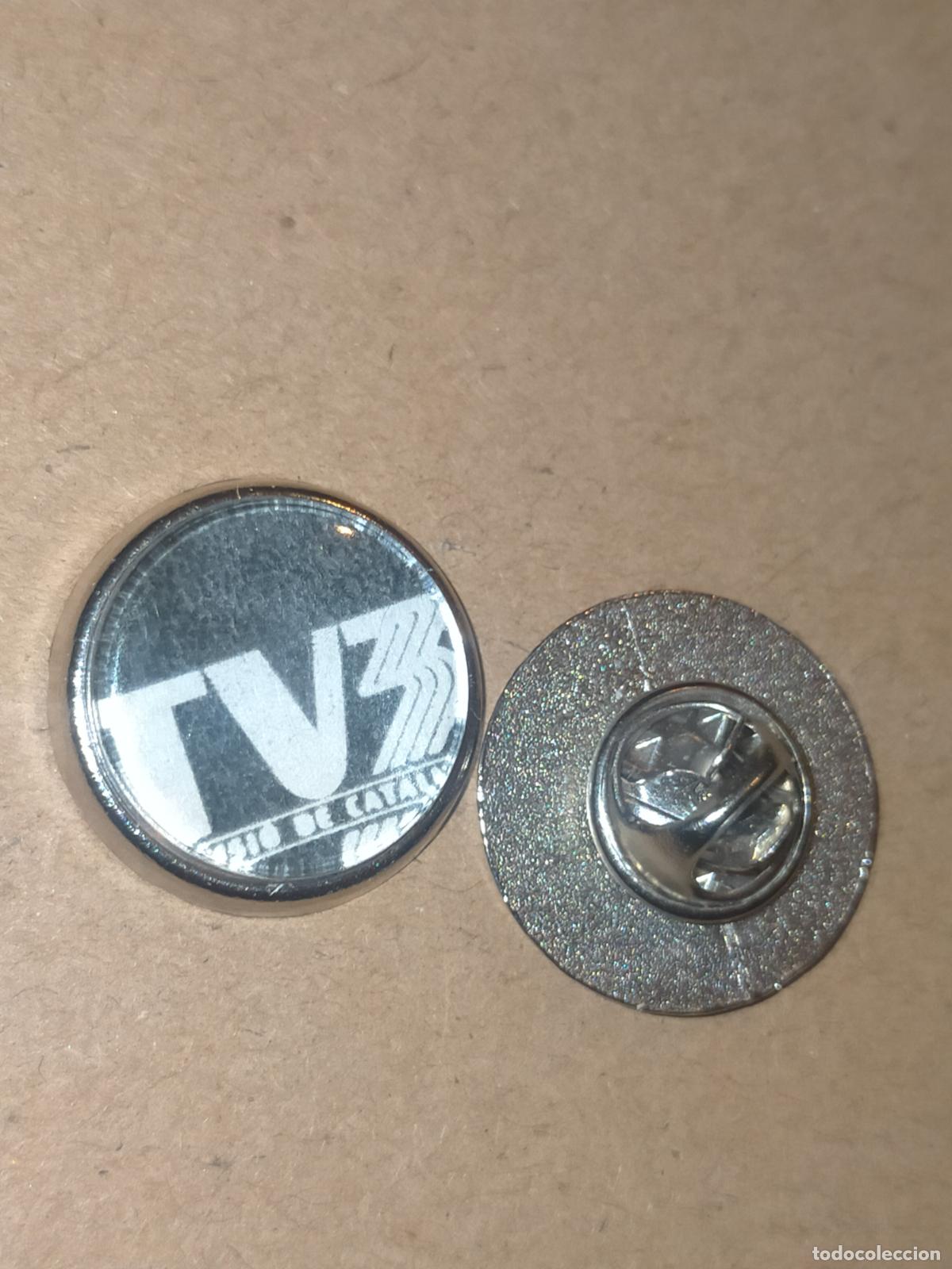 Sammlung von Pins: PIN REDONDO METAL - radios y television tv tv3