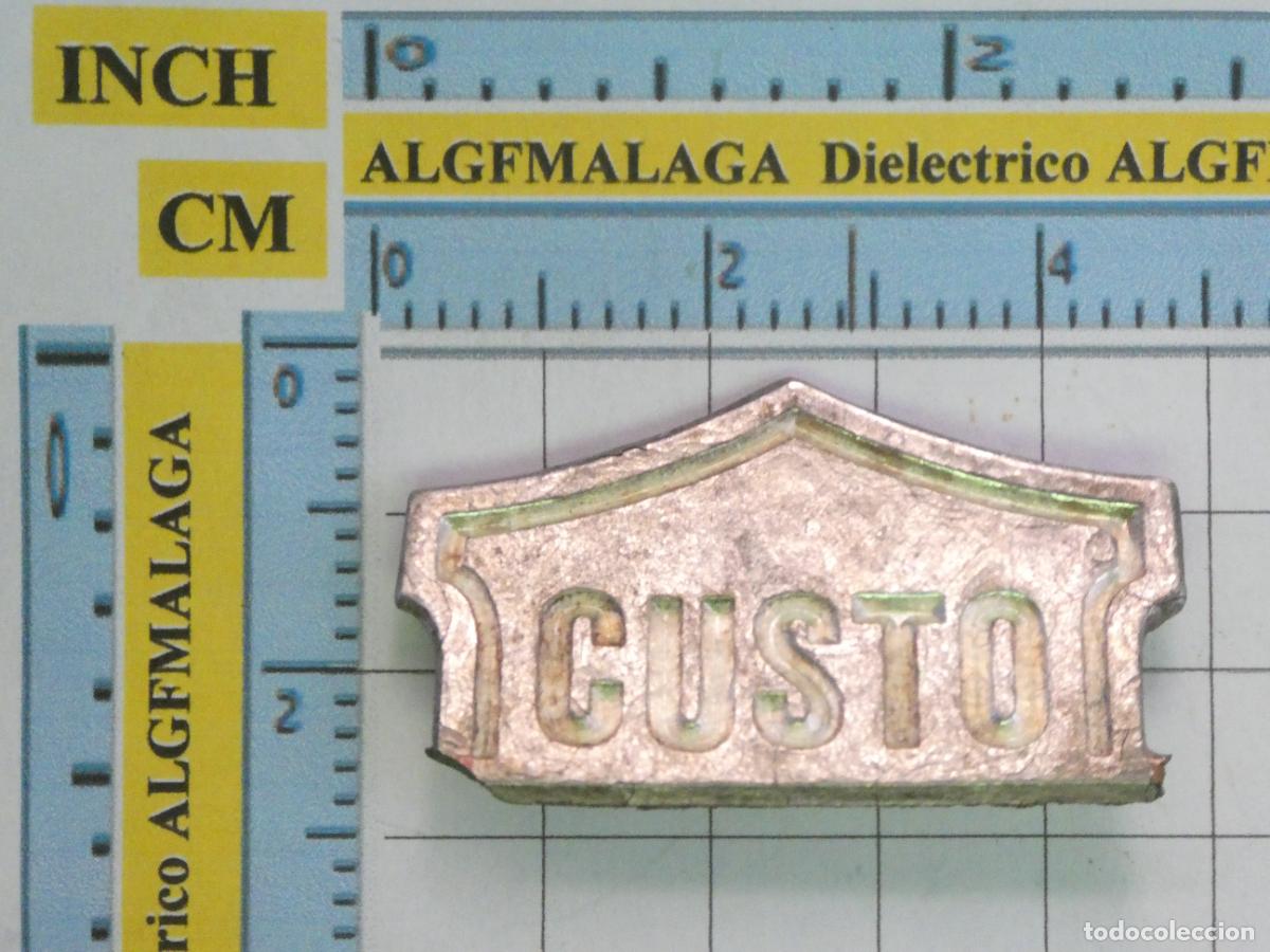 Pins e Spille di collezione: INSIGNIA BROCHE. CUSTO. MODA ALTA COSTURA PERFUME ?. NO PIN