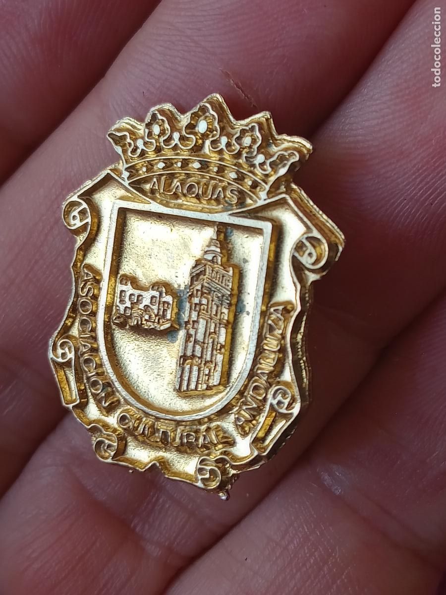 Pin's de collection: Valencia. Insignia. Asociaci&oacute;n Cultural Andaluza de Alaqu&aacute;s