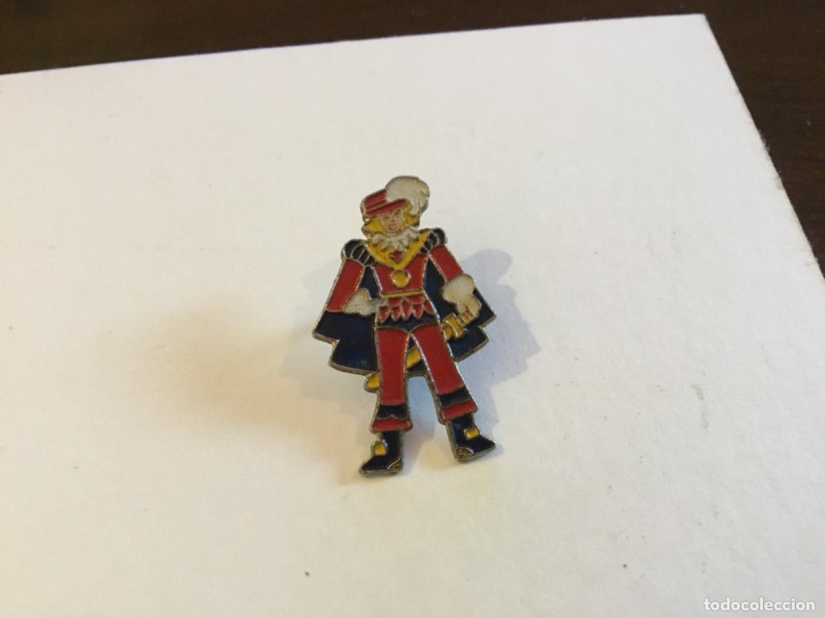 Pins de colecci&oacute;n: Pin antiguo metalico - Foto 1