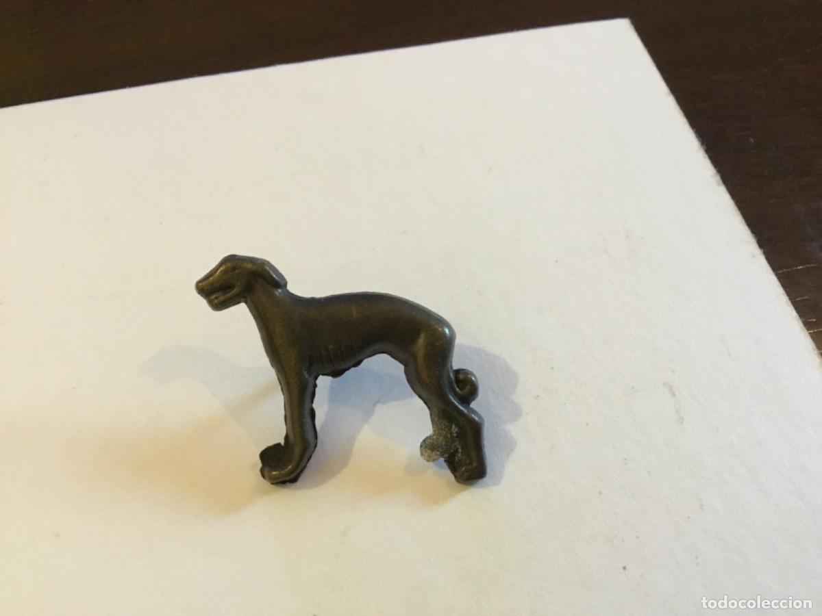 Pins de colecci&oacute;n: Pin antiguo metalico - Foto 1