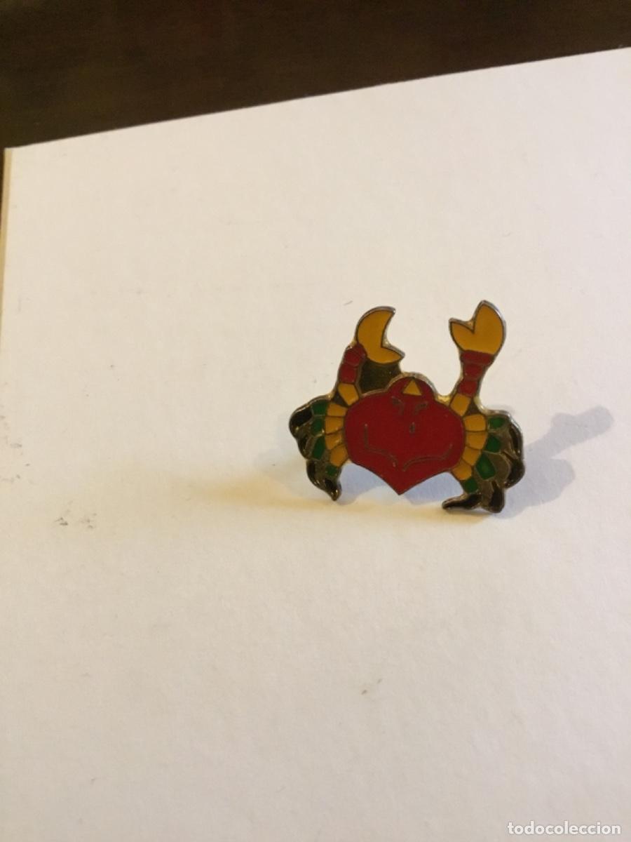 Pins de colecci&oacute;n: Pin antiguo metalico - Foto 1