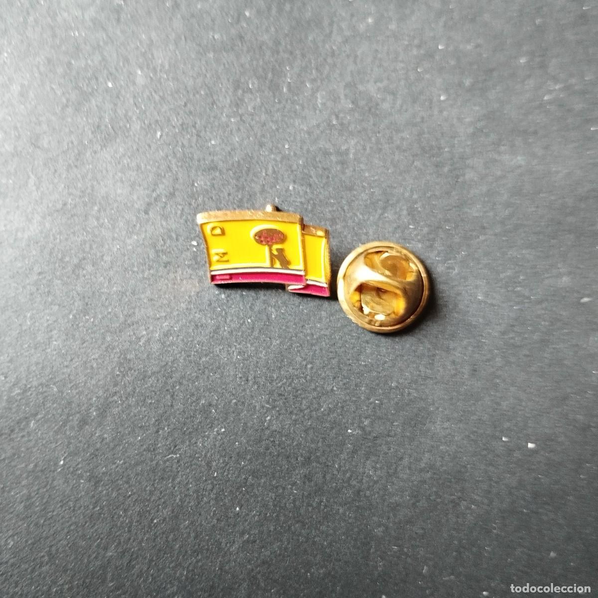 Pin's de collection: PRECIOSO PIN - -EL DE LA FOTO VER TODOS MIS LOTES DE PINS