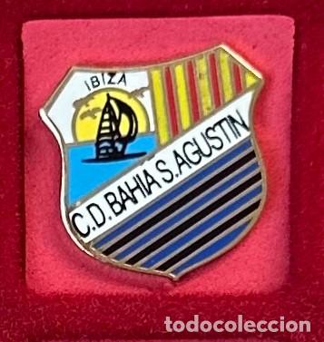 Pins de colecci&oacute;n: Pin de futbol CD Bahia San Agustin Sant Agusti de Vendra Baleares