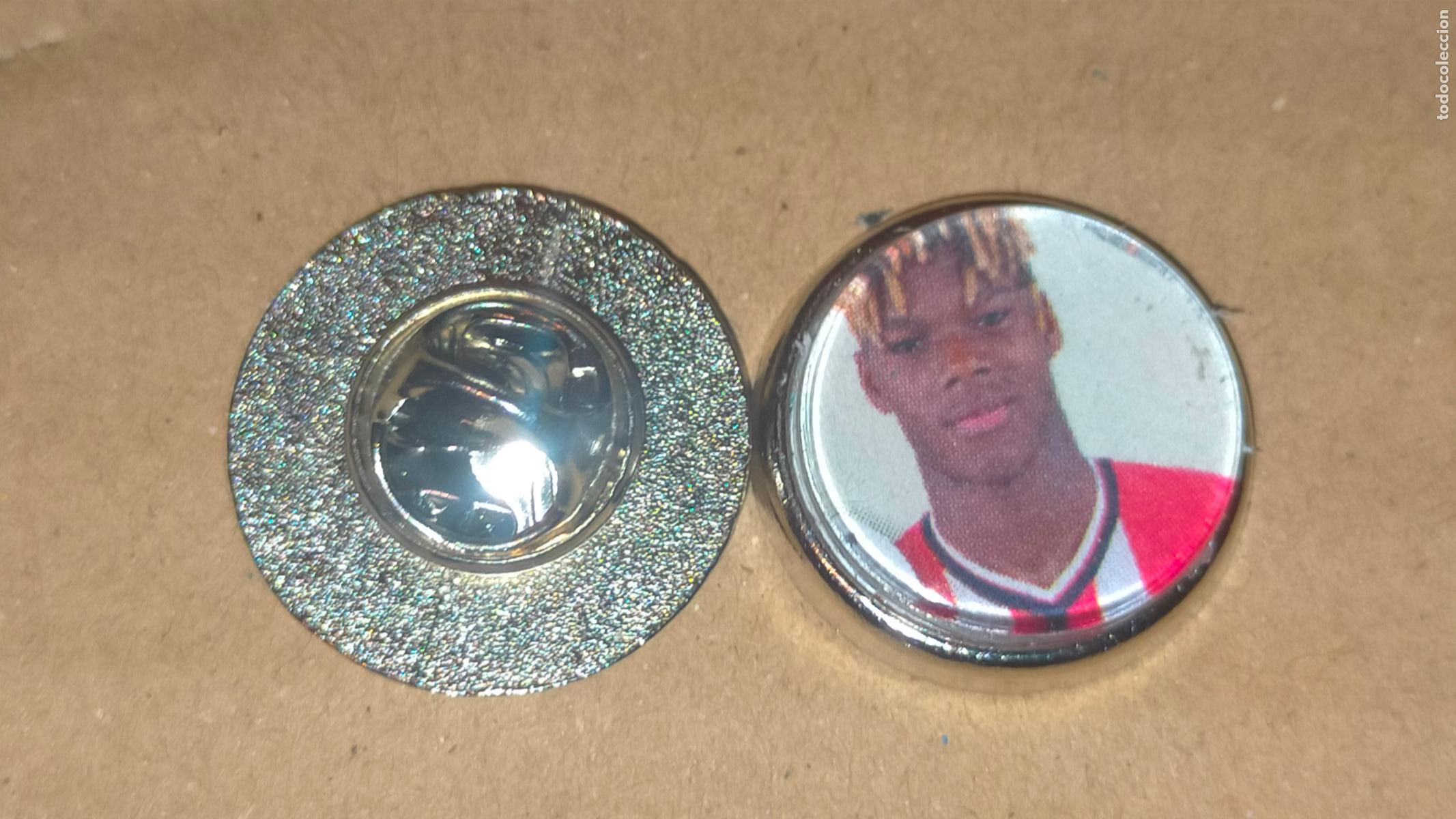 Sammlung von Pins: pin redondo metal - f&uacute;tbol equipo club Atl&eacute;tico de Madrid JUGADOR