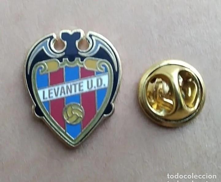 Pins de colecci&oacute;n: PIN FUTBOL - ESMALTE - ESCUDO EQUIPO DE FUTBOL - LEVANTE U.D