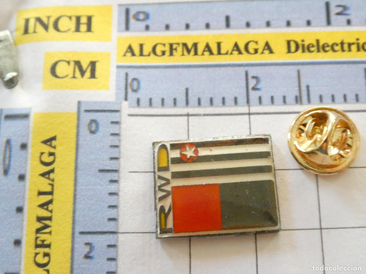 Pins e Spille di collezione: PIN DE DEPORTES. F&Uacute;TBOL. RWD MOLENBEEK B&Eacute;LGICA. ESCUDO EQUIPO