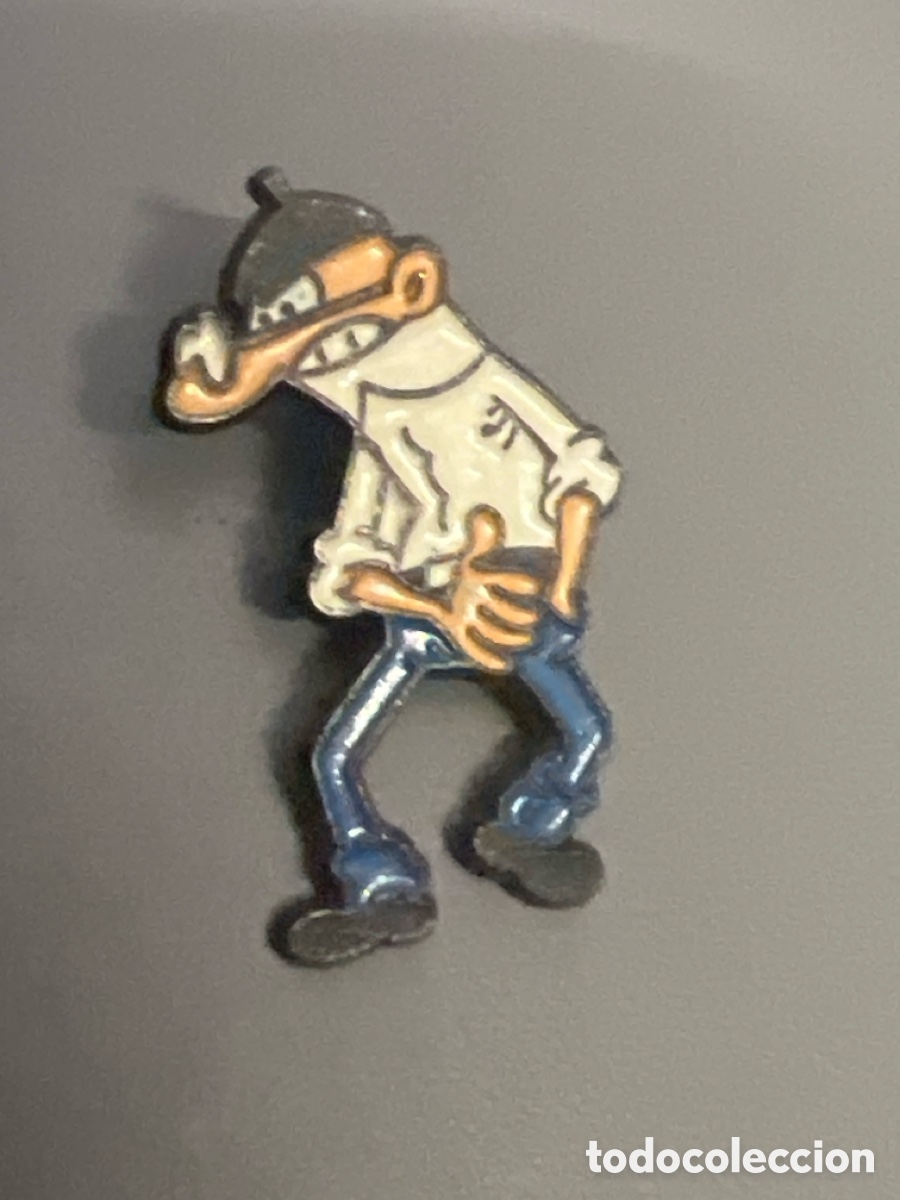 Pins de colecci&oacute;n: T1/E2/672. PIN MORTADELO - DISFRAZ CURRANTE - Foto 1
