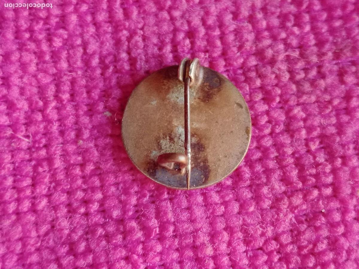 Pins de colecci&oacute;n: Insignia religiosa antigua - Foto 2