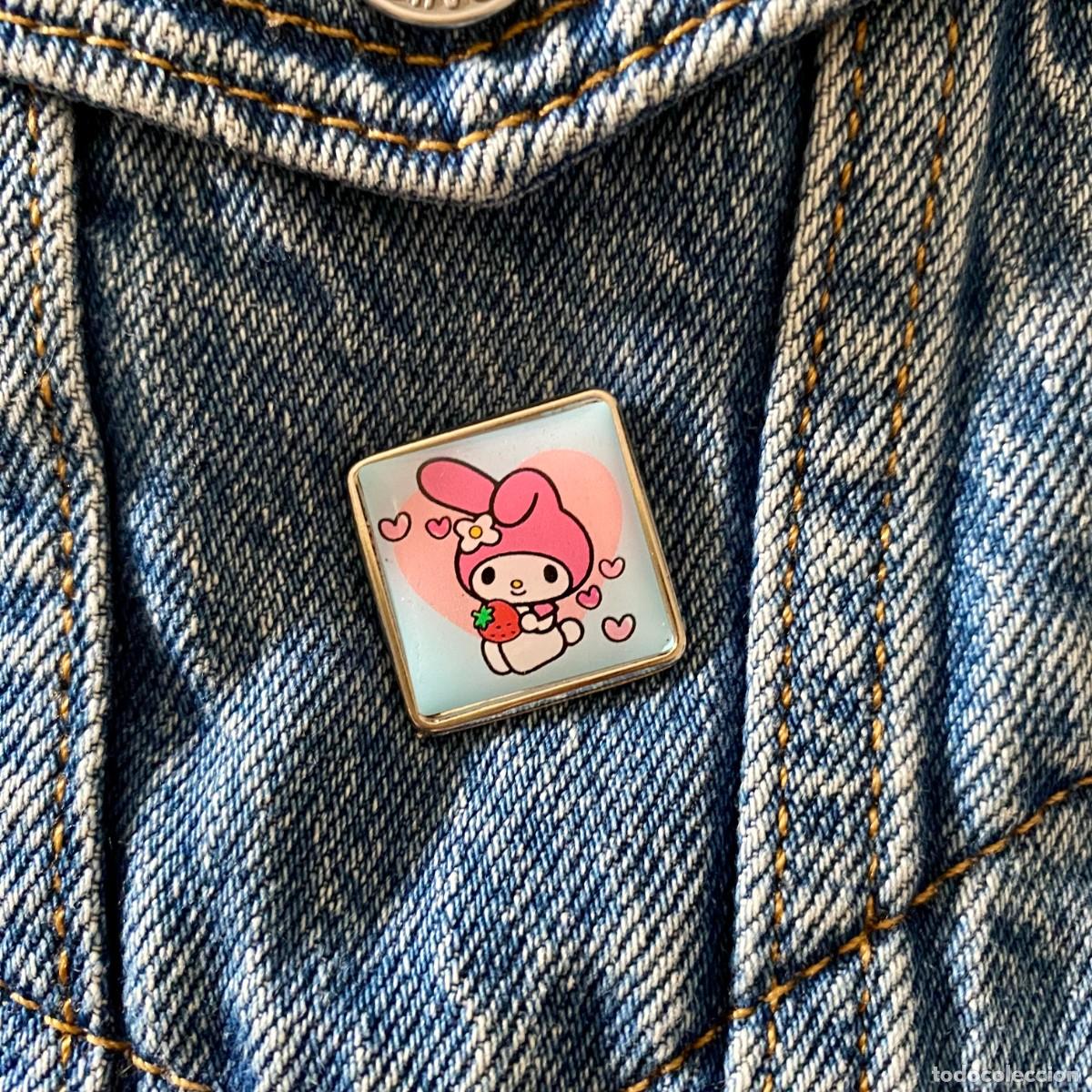 Pins de colecci&oacute;n: PIN METAL Y RESINA CUADRADO 2.4X2.4 CMS. APROX. NUEVO SIN USO MY MELODY