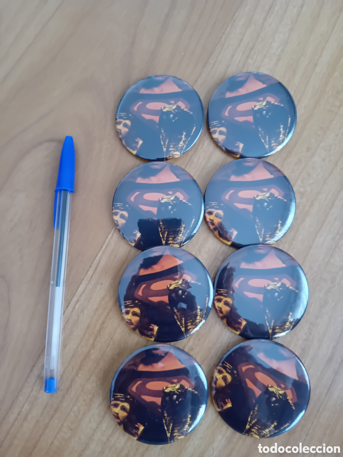 Sammlung von Pins: LOTE CHAPAS CON IMPERDIBLE. SUPERMAN, COBRA. DISE&Ntilde;ADAS POR CARLOS ROLANDO