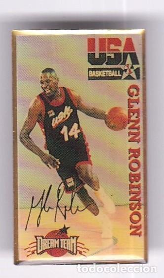 Pins de cole&ccedil;&atilde;o: Pin's de baloncesto americano Glenn Robinson