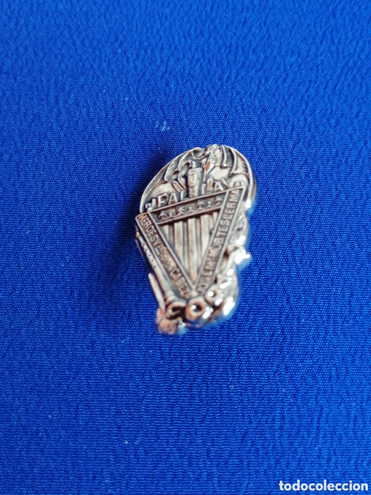 Pin's de collection: FALLA VIRGEN DE LA CABEZA N&Uacute;MERO 282 INSIGNA DE ALFILER