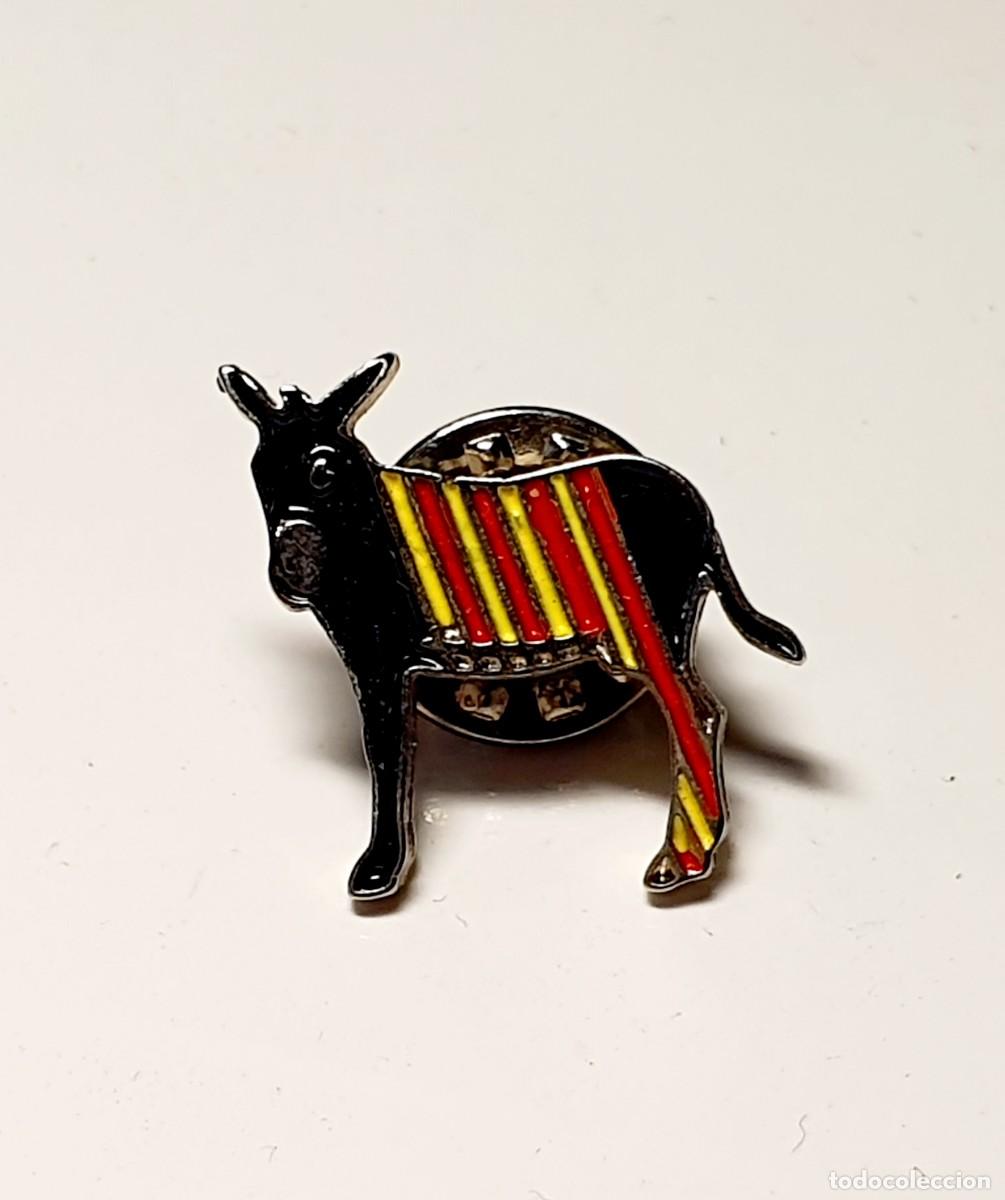 Pins de colecci&oacute;n: BURRO CATAL&Aacute;N CON BANDERA CATALANA