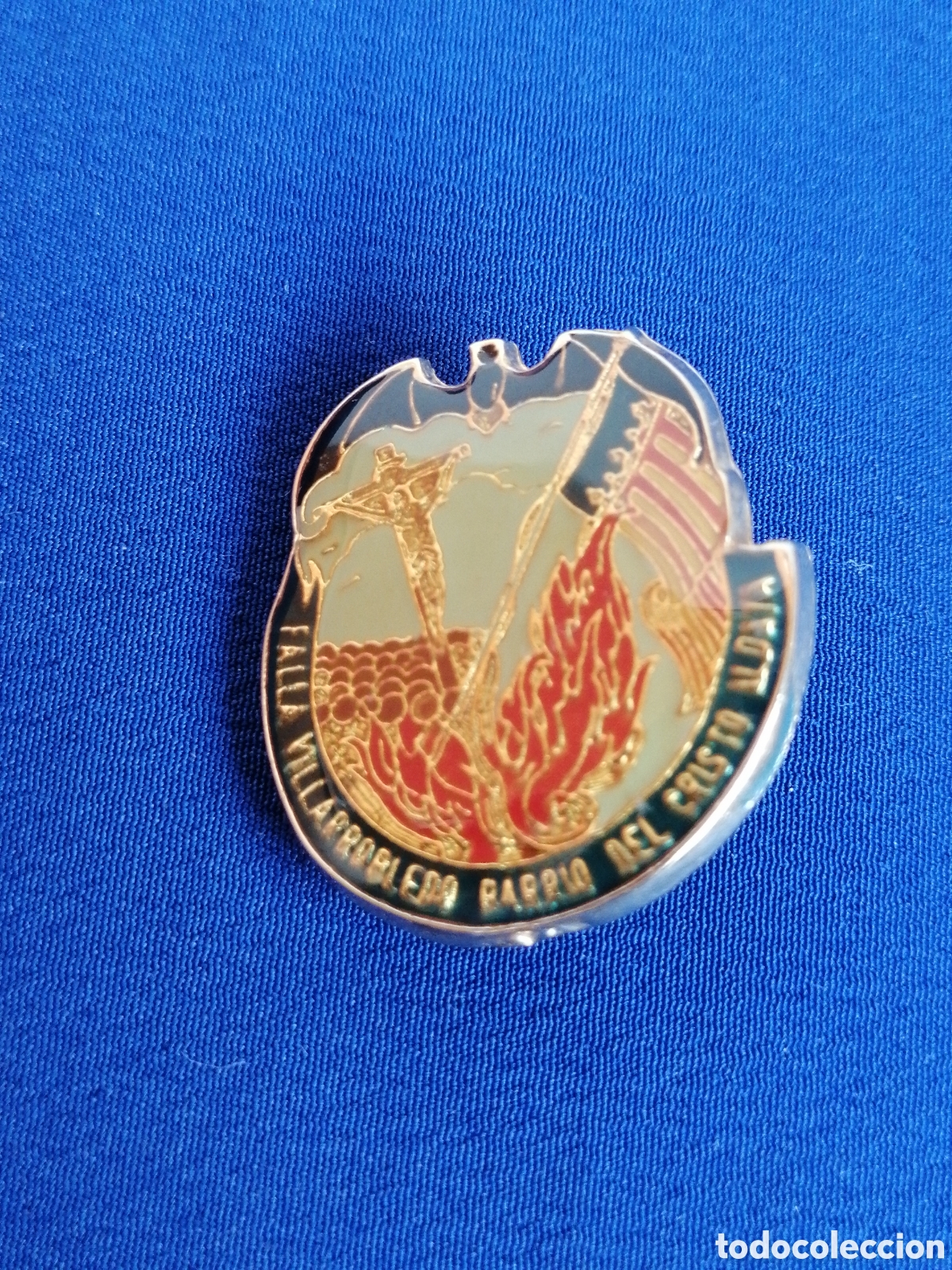 Pin's de collection: FALLA VILLAROBLEDO - BARRIO DEL CRISTO (ALDAYA) INSIGNIA DE ALFILER