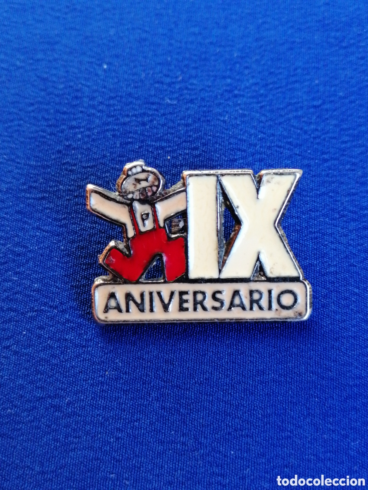 Sammlung von Pins: DISCOTECA PUZZLE IX ANIVERSARIO RUTA DEL BACALAO MOVIDA VALENCIANA PIN