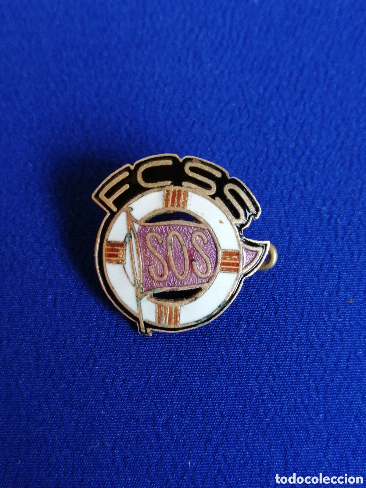 Pin's de collection: FEDERACI&Oacute;N SALVAMENTO - SOS-INSIGNIA DE ALFILER ANTIGUA