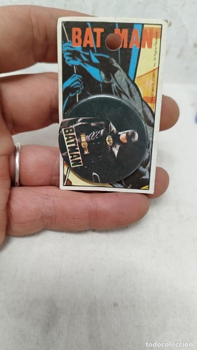 Pins de colecci&oacute;n: Antigua chapa de Batman, promocional,publicidad,cine,DC comics.Marcado 1989.En su bl&iacute;ster original.