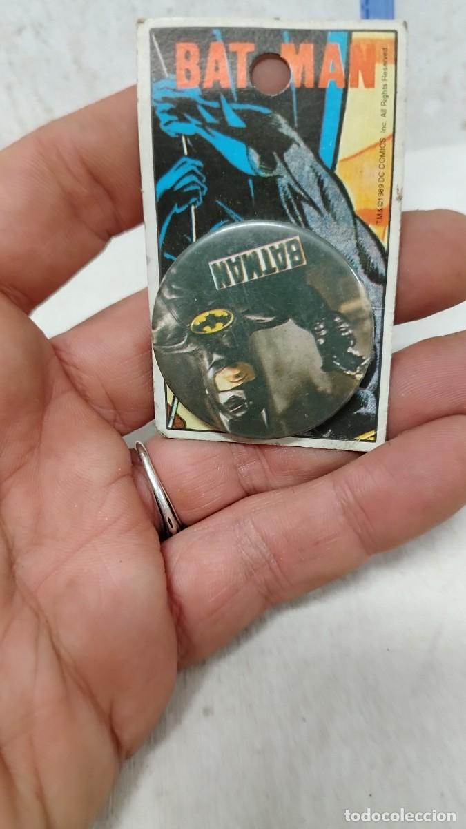 Pins de colecci&oacute;n: Antigua chapa de Batman, promocional,publicidad,cine,DC comics.Marcado 1989.En su bl&iacute;ster original.
