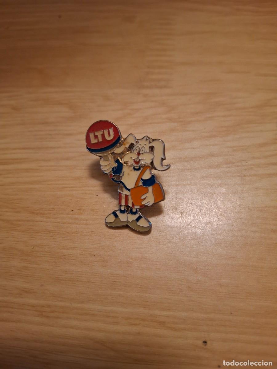 Pins de colecci&oacute;n: Pin LTU aviaci&oacute;n Alemania
