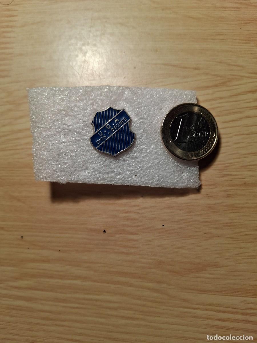 Pins de colecci&oacute;n: Pin U.G.A. lyon decines