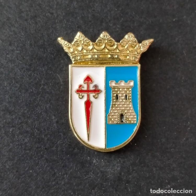 Pins de colecci&oacute;n: pin escudo Terrinches (Ciudad Real)