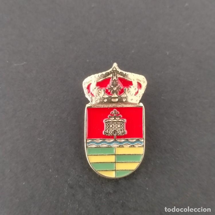 Pins de colecci&oacute;n: PIN ESCUDO LAS HERENCIAS (TOLEDO)