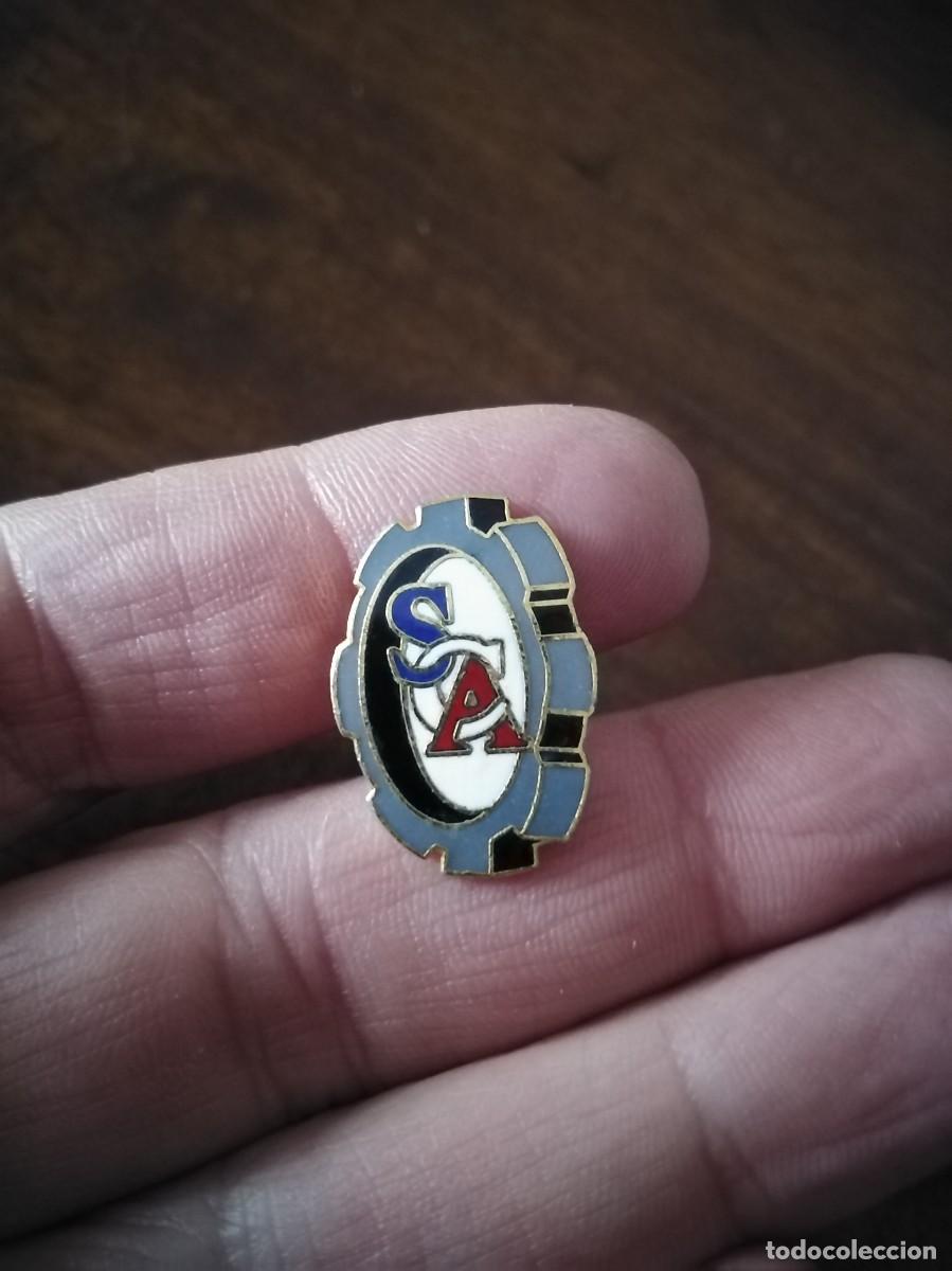Pins de colecci&oacute;n: Pin esmaltado marca SCA. - Foto 2