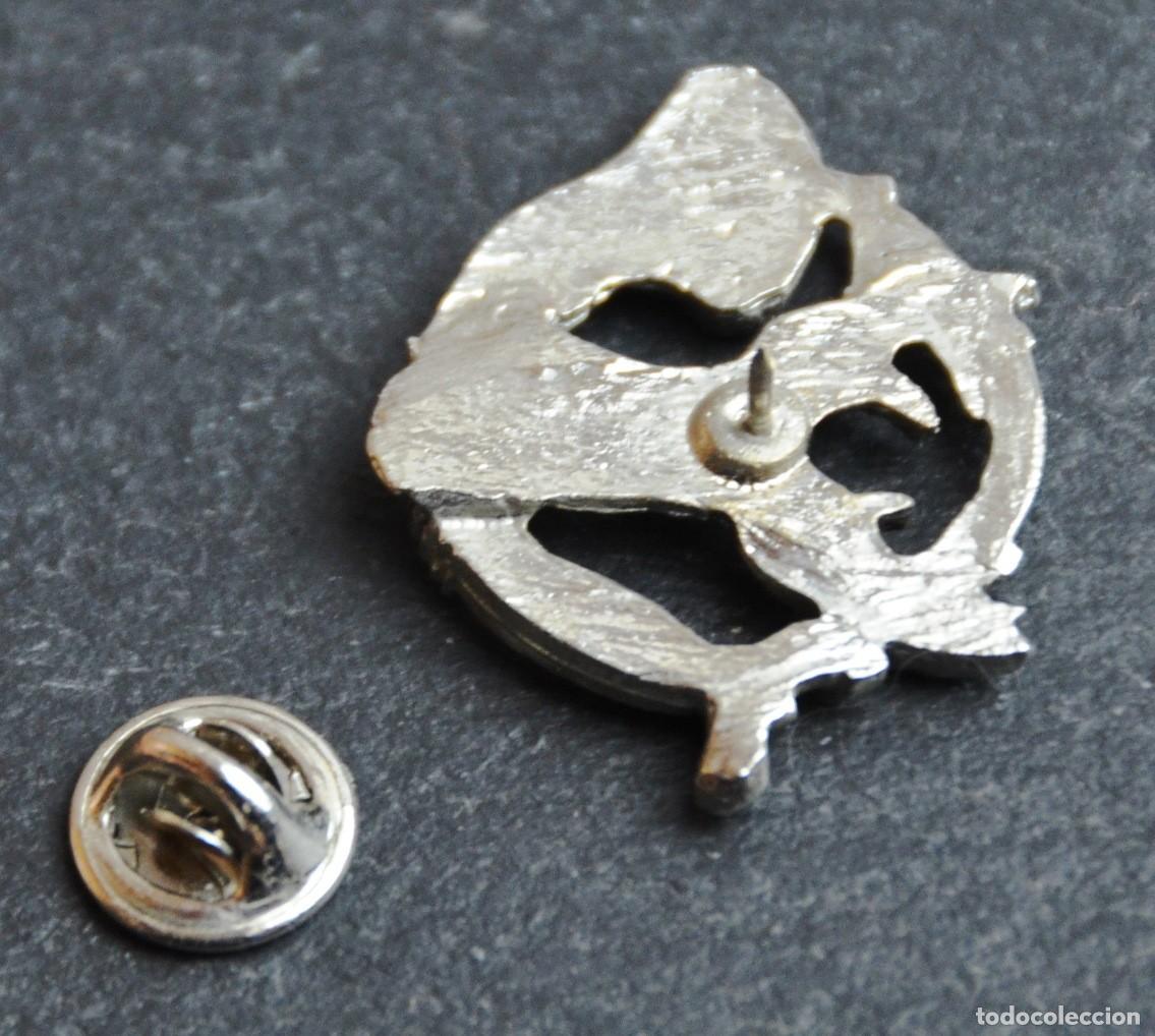 Pins de colecci&oacute;n: PIN DE CAZA CIERVO CON CORNETA - Foto 2