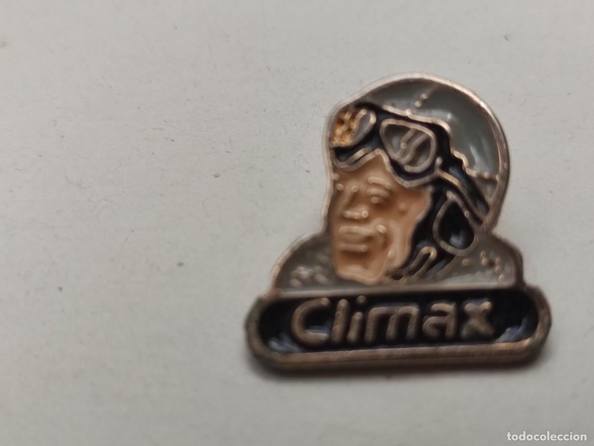 Pins de colecci&oacute;n: Pin aviador, con inscripci&oacute;n climax