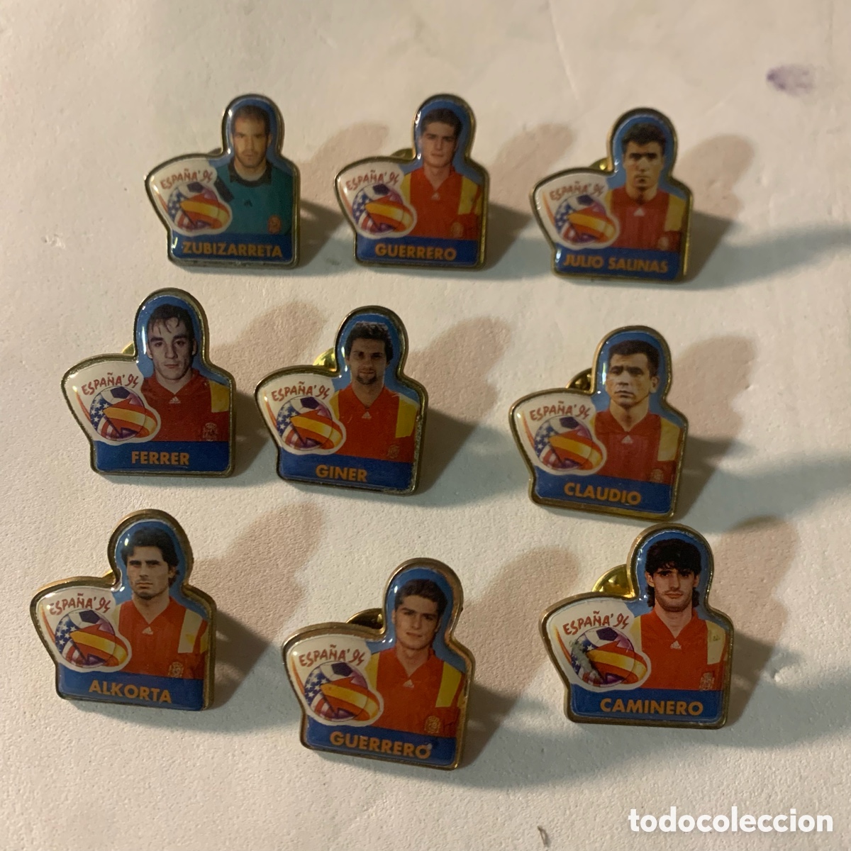 Pins de colecci&oacute;n: Lote pin chambourcy seleccion espa&ntilde;ola futbol mundial usa 94 espa&ntilde;a ferrer caminero zubizarreta&hellip;